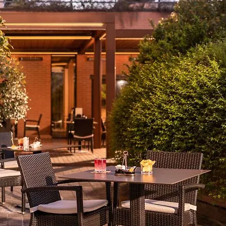 Aemilia Hotel Bologna 